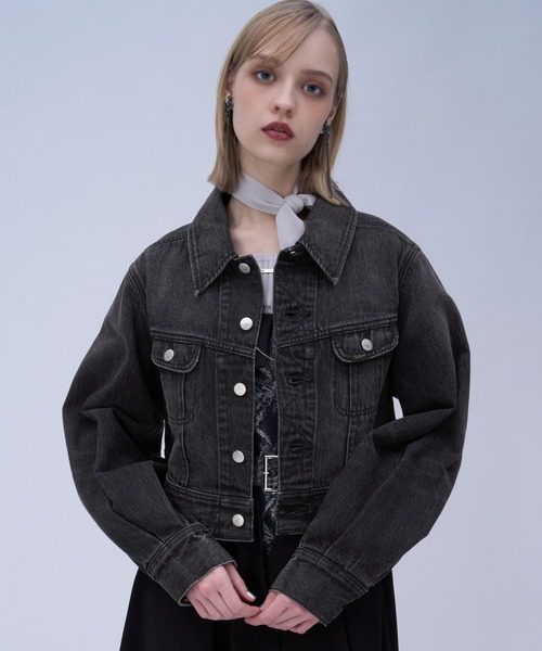 HARE（ハレ）の「【井手上漠さん着用/Lee×HARE】Leeデニムジャケット（デニムジャケット・レディース・ブルー/ブラック・SMALL/MEDIUM）」の2枚目の写真