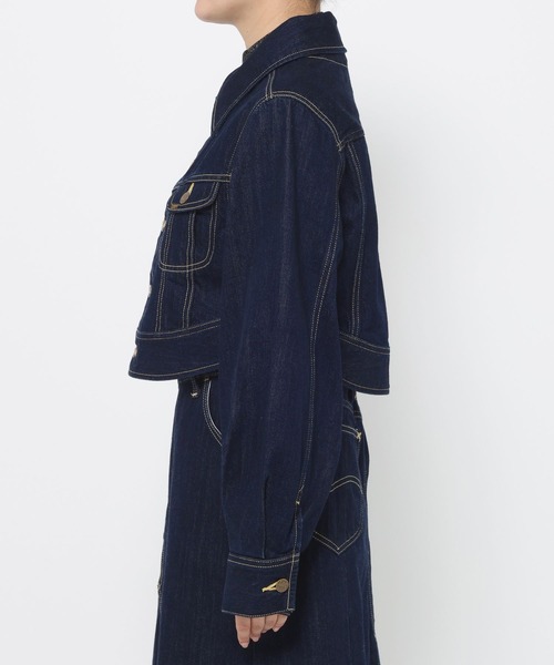 HARE（ハレ）の「【井手上漠さん着用/Lee×HARE】Leeデニムジャケット（デニムジャケット・レディース・ブルー/ブラック・SMALL/MEDIUM）」の6枚目の写真