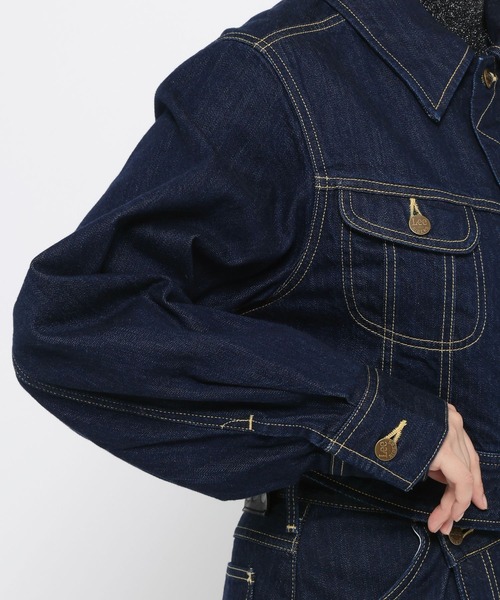 HARE（ハレ）の「【井手上漠さん着用/Lee×HARE】Leeデニムジャケット（デニムジャケット・レディース・ブルー/ブラック・SMALL/MEDIUM）」の9枚目の写真