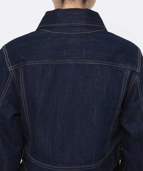 HARE（ハレ）の「【井手上漠さん着用/Lee×HARE】Leeデニムジャケット（デニムジャケット・レディース・ブルー/ブラック・SMALL/MEDIUM）」の13枚目の写真