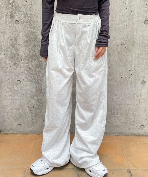 ROGER AND RAW(ロジャーアンドロウ)の「ウエストタックソフトワイドスウェットパンツ(スウェットパンツ・レディース・ブラック/霜降りグレー・FREE)」の1枚目の写真