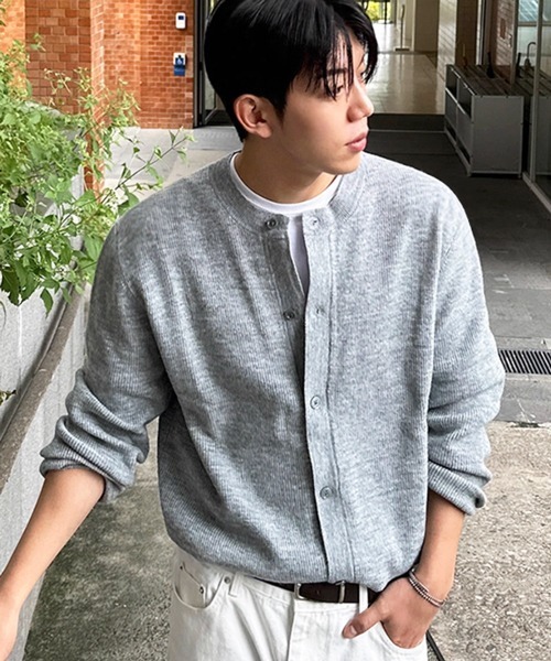 NOWLE（ノウル）の「【NOWLE】リブ編み クルーネック ニット カーディガン（カーディガン/ボレロ・メンズ・グレー・MEDIUM/LARGE/X-LARGE）」の3枚目の写真