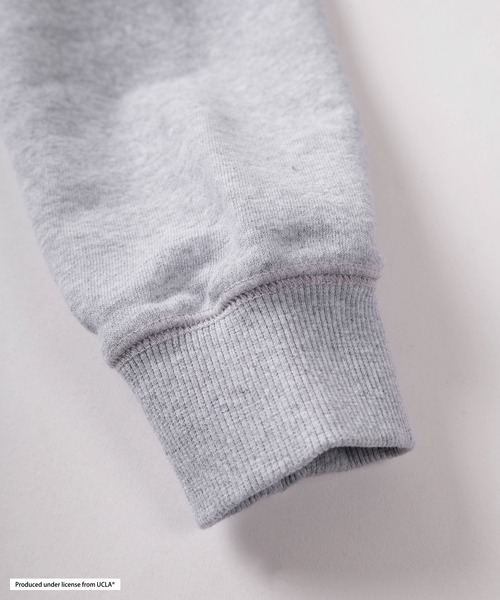 UCLA(ユーシーエルエー)の「【75】【UCLA/ユーシーエルエー】×【NUTMEG/ナツメグ】ダブルネーム ヘビーウェイト グラフィック スウェット(スウェット・メンズ・グレー/オフホワイト/ブラック/ネイビー・XL/L/M)」の7枚目の写真