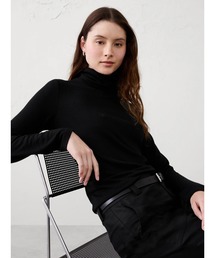 BANANA REPUBLIC FACTORY STORE　　SOFT LUXE タートルネックカットソー