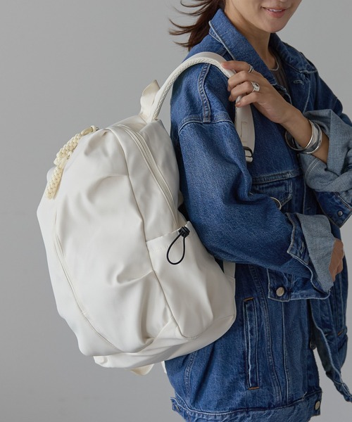 &MARKS(アンドマークス)の「N19【軽量】ナイロントリムバックパック(バックパック/リュック・レディース・ホワイト/ベージュ/ブラック・FREE)」の18枚目の写真