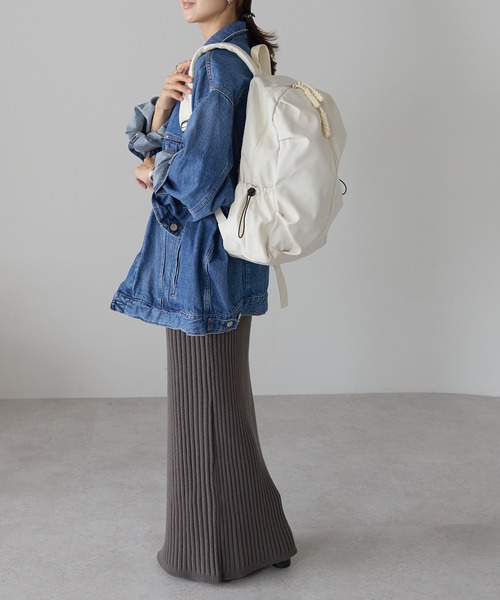 &MARKS(アンドマークス)の「N19【軽量】ナイロントリムバックパック(バックパック/リュック・レディース・ホワイト/ベージュ/ブラック・FREE)」の20枚目の写真