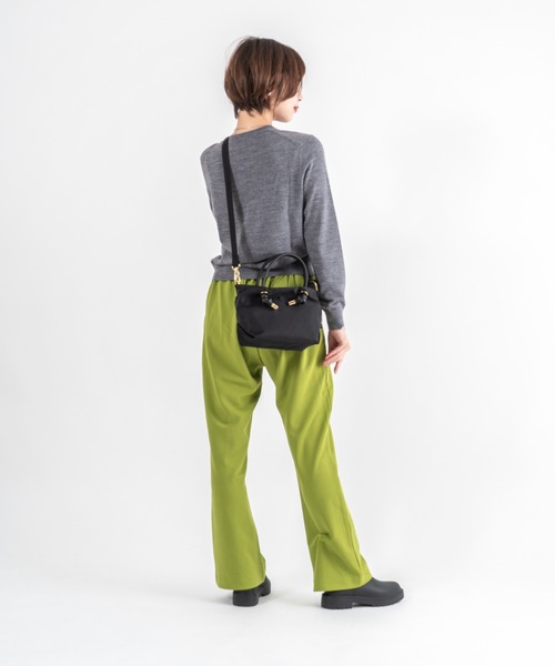 VIOLAd'ORO(ヴィオラドーロ)の「【VIOLAd'ORO/ヴィオラドーロ】ノットハンドル ナイロントートバッグ BIANCA XSサイズ(ショルダーバッグ・レディース・ブラック系その他/ブラック/グレー系その他/ベージュ系その他/チャコールグレー・FREE)」の12枚目の写真