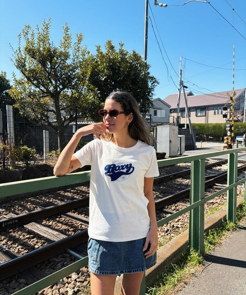 ROXY(ロキシー)の「LOST IN SUMMER TEE/ロキシー半袖Tシャツ(Tシャツ/カットソー・レディース・ホワイト/ブラック・MEDIUM/LARGE)」の1枚目の写真