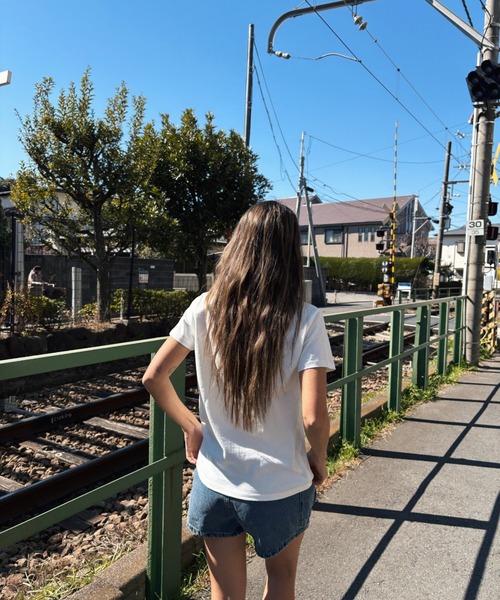 ROXY(ロキシー)の「LOST IN SUMMER TEE/ロキシー半袖Tシャツ(Tシャツ/カットソー・レディース・ホワイト/ブラック・MEDIUM/LARGE)」の16枚目の写真