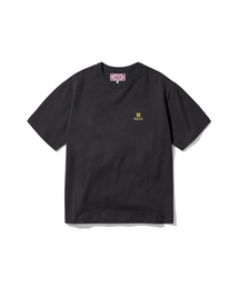 AECA（エイカ）の「EVERYDAY AECA CLOVER HALF SLEEVE TEE-CHARCOAL（Tシャツ/カットソー・メンズ）」