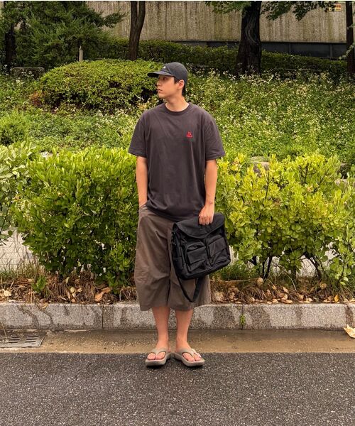 AECA(エイカ)の「EVERYDAY AECA CLOVER HALF SLEEVE TEE-CHARCOAL(Tシャツ/カットソー・レディース・その他・LARGE/MEDIUM/SMALL/XX-LARGE/X-LARGE)」の3枚目の写真