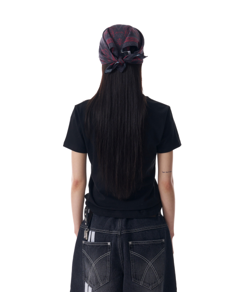 AAKAM（アーカム）の「Painted 98 Half Top (Black)（Tシャツ/カットソー・レディース・その他・1/2）」の3枚目の写真