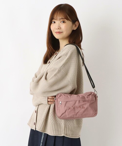 one'sterrace(ワンズテラス)の「JOUET ジョエット GLEAMロゴミニショルダー(ショルダーバッグ・レディース・ピンク系9/ブラック系8/グレー系4・99)」の13枚目の写真