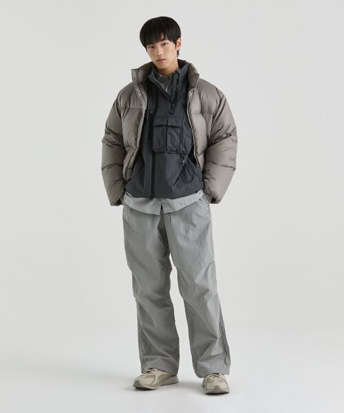 MUSINSA STANDARD（ムシンサスタンダード）の「リップストップダウンプファーショートパディングジャケット[グレイッシュベージュ]（ダウンジャケット/コート・メンズ・その他・MEDIUM/LARGE/X-LARGE/XX-LARGE）」の6枚目の写真