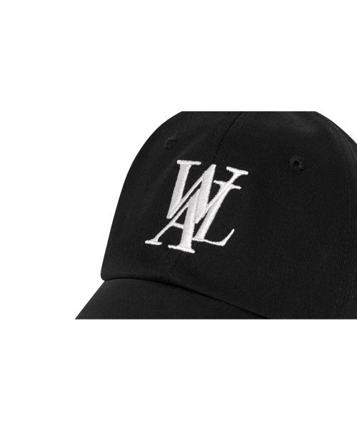 WOOALONG（ウアロン）の「Deep signature logo ball cap - BLACK（キャップ・レディース・ブラック・MEDIUM/SMALL）」の4枚目の写真