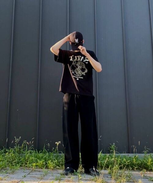 WOOALONG（ウアロン）の「Deep signature logo ball cap - BLACK（キャップ・レディース・ブラック・MEDIUM/SMALL）」の10枚目の写真