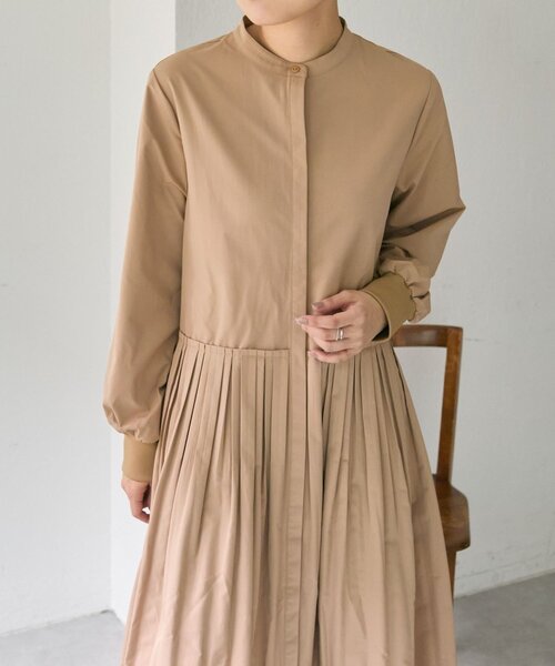 ear PAPILLONNER（イアパピヨネ）の「消しプリーツワンピース【SUM1 STYLE】（ワンピース・レディース・ネイビー/ベージュ系その他・FREE）」の21枚目の写真