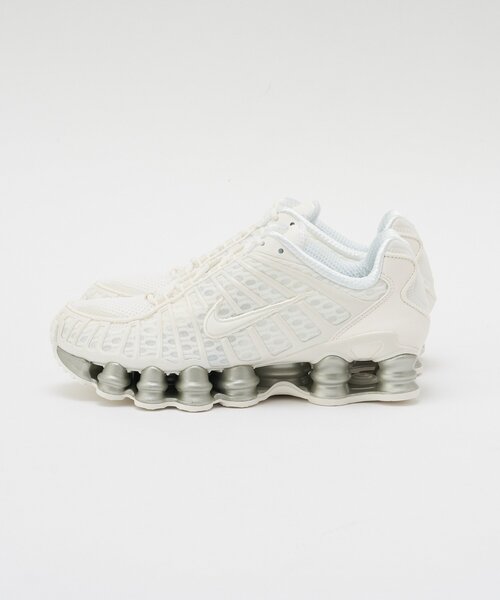 NIKE(ナイキ)の「【NIKE/ナイキ】ナイキ ショックス TL(スニーカー・レディース・ブラック/ホワイト・23.5cm/24.5cm/27.5cm/28.5cm)」の4枚目の写真