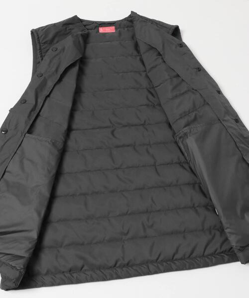 ITEMS URBANRESEARCH（アイテムズ アーバンリサーチ）の「高機能 パデッドベスト（ダウンベスト・メンズ・ダークグレー/ブラック・MEDIUM/LARGE）」の17枚目の写真