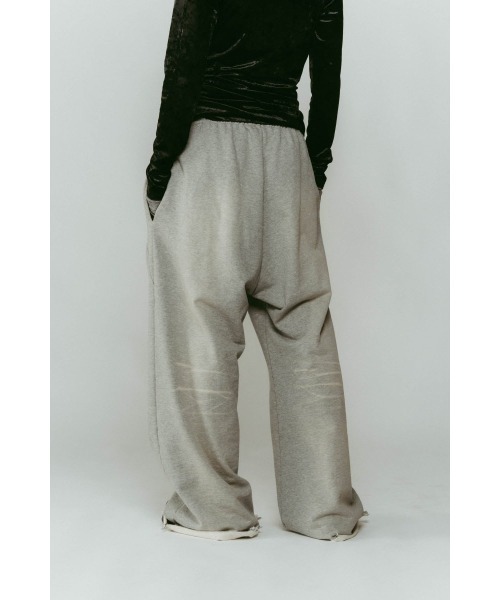 Knuth Marf（クヌースマーフ）の「wide-leg sweatpants(unisex)（スウェットパンツ・レディース・ブラック/グレー・X-SMALL/SMALL/MEDIUM）」の12枚目の写真