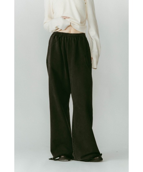 Knuth Marf（クヌースマーフ）の「wide-leg sweatpants(unisex)（スウェットパンツ・レディース・ブラック/グレー・X-SMALL/SMALL/MEDIUM）」の18枚目の写真