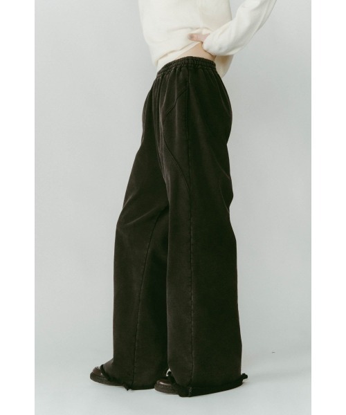 Knuth Marf（クヌースマーフ）の「wide-leg sweatpants(unisex)（スウェットパンツ・レディース・ブラック/グレー・X-SMALL/SMALL/MEDIUM）」の22枚目の写真