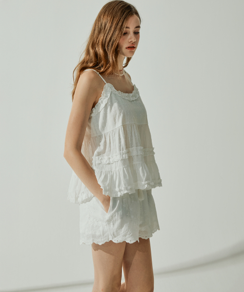 VIKINI VENDER(ビキニベンダー)の「エミリーレースバンディングショートパンツ(その他パンツ・レディース・その他・ONE SIZE)」の2枚目の写真