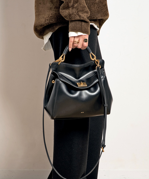 JW PEI / ジェイダブリュー ペイ】Lucia Classic Top Handbag(BLACK