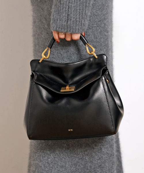 JW PEI(ジェイダブリューペイ)の「【JW PEI / ジェイダブリュー ペイ】Lucia Classic Top Handbag(BLACK)(ハンドバッグ・レディース・ブラック・FREE)」の2枚目の写真