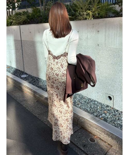 Mila Owen（ミラオーウェン）の「ニュアンスプリントレースキャミワンピース（ワンピース・レディース・ブルー/イエロー/ブラウン・1/0）」の18枚目の写真