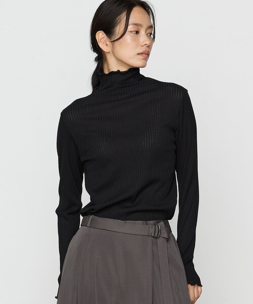 Gabardine K.T(ギャバジンケーティー)の「〔 +サイズ 〕 【前後2WAY】シアーストライプジャージ シアーストライプカットソー(Tシャツ/カットソー・レディース・サックスブルー/オフホワイト・13号)」の7枚目の写真