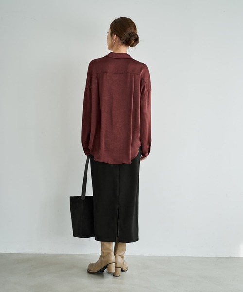 STYLE DELI(スタイルデリ)の「【LUXE】シボ入りとろみサテンシャツB(シャツ/ブラウス・レディース・ライトベージュ/バーガンディー/グレー・FREE)」の16枚目の写真