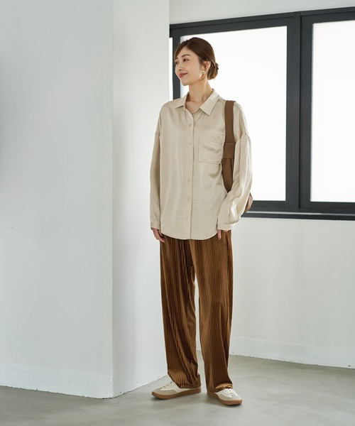 STYLE DELI(スタイルデリ)の「【LUXE】シボ入りとろみサテンシャツB(シャツ/ブラウス・レディース・ライトベージュ/バーガンディー/グレー・FREE)」の19枚目の写真