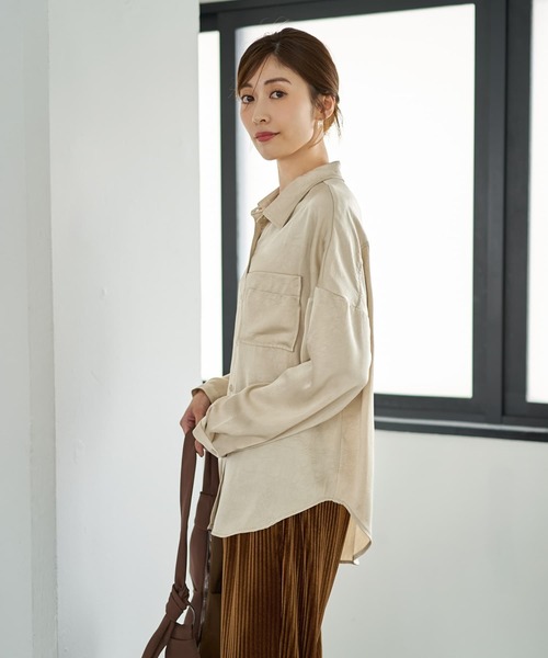 STYLE DELI(スタイルデリ)の「【LUXE】シボ入りとろみサテンシャツB(シャツ/ブラウス・レディース・ライトベージュ/バーガンディー/グレー・FREE)」の20枚目の写真