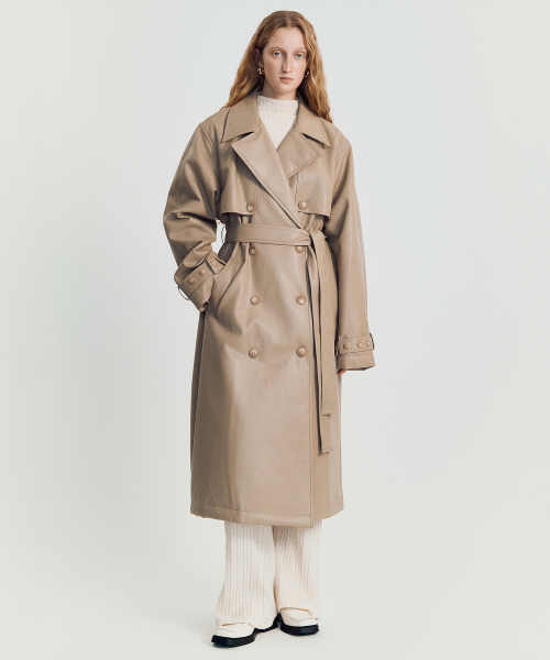MAYVERU(メイバーユー)の「Fonda leather coat _ Beige(チェスターコート・レディース・その他・FREE)」の4枚目の写真