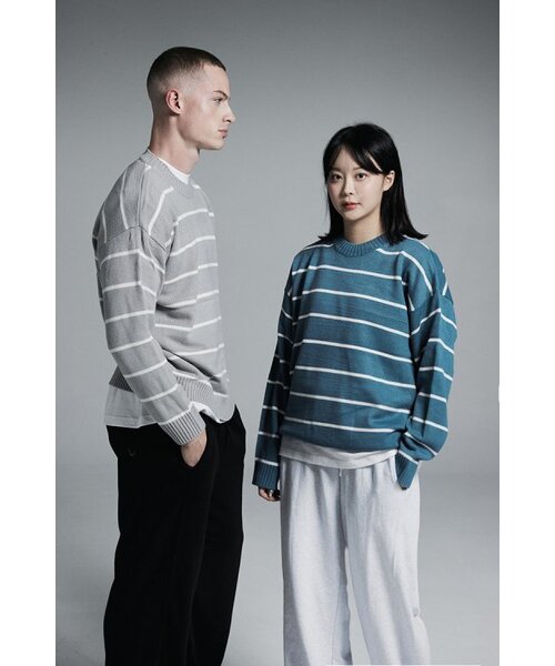 APOSTROPHE COMMA(アポストロフィコンマ)の「ポイントラベルストライプクルーネックオーバーニット(ミント)(ニット/セーター・レディース・その他・MEDIUM/LARGE)」の2枚目の写真
