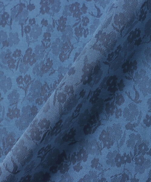 BEAMS GOLF(ビームスゴルフ)の「PURPLE LABEL / シャドーフラワー ジャカード モックネックシャツ (接触冷感・吸水速乾・UVカット)(Tシャツ/カットソー・レディース・ネイビー/ホワイト・MEDIUM/SMALL/LARGE)」の9枚目の写真