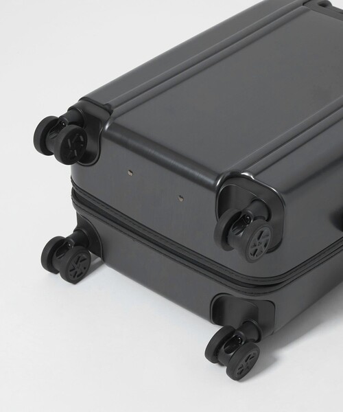 ZERO HALLIBURTON(ゼロハリバートン)の「【別注】<ZERO HALLIBURTON> Classic Light Weigh 3.0 19inc/キャリーケース(スーツケース/キャリーバッグ・メンズ・ダークグレー・FREE)」の20枚目の写真