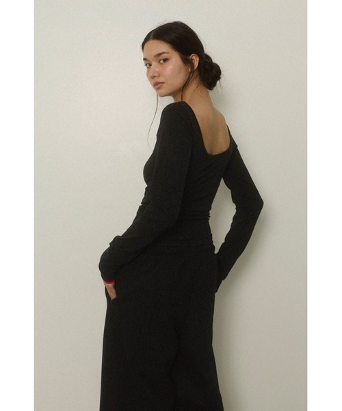 ALEXIA STAM（アリシアスタン）の「Wellness Contrast Cuff Long Sleeve Tee /ウェルネス 配色カフロングスリーブ（Tシャツ/カットソー・レディース・グレー/ブラック・S/M）」の3枚目の写真