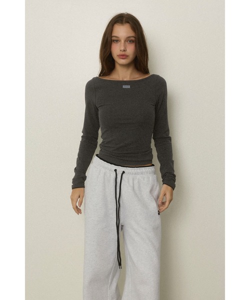 ALEXIA STAM（アリシアスタン）の「Wellness Contrast Cuff Long Sleeve Tee /ウェルネス 配色カフロングスリーブ（Tシャツ/カットソー・レディース・グレー/ブラック・S/M）」の9枚目の写真