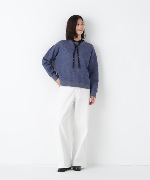 human woman(ヒューマンウーマン)の「◆ロゴ刺繍カラースウェット(スウェット・レディース・ネイビー/ブルー/ライトグリーン/ホワイト系その他・MEDIUM)」の20枚目の写真