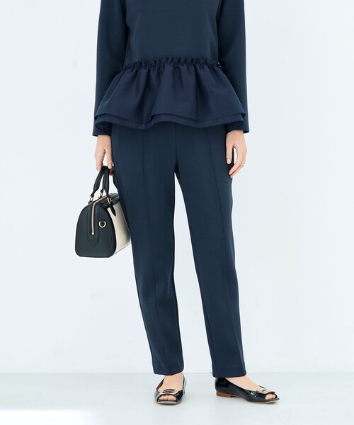 NOLLEY’S Sophi（ノーリーズソフィ）の「《セットアップ対応》ウォッシャブルダンボールテーパードパンツ（その他パンツ・レディース・ブラック/ネイビー・38/36/34）」の6枚目の写真