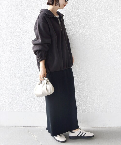 SHIPS（シップス）の「〈洗濯機可能〉フリース 裾 ドロスト ハーフ ジップ プルオーバー（スウェット・レディース・ナチュラル/チャコールグレー/スモークピンク/ライトグリーン・ONE SIZE）」の17枚目の写真