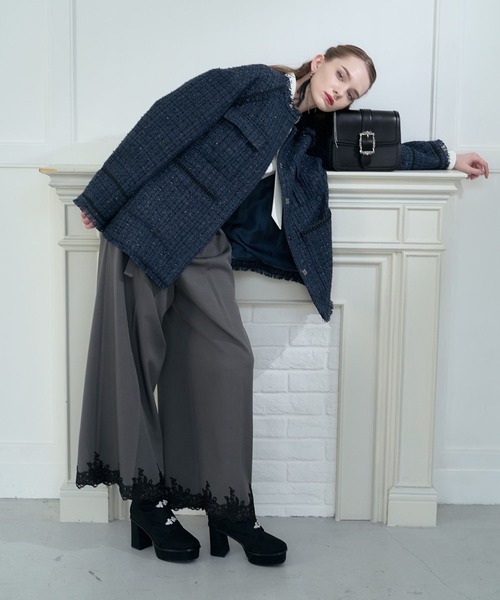 HARE(ハレ)の「ラメツイードミドルジャケット(ノーカラージャケット・レディース・ブラック/ネイビー・FREE)」の5枚目の写真