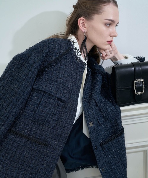 HARE(ハレ)の「ラメツイードミドルジャケット(ノーカラージャケット・レディース・ブラック/ネイビー・FREE)」の15枚目の写真