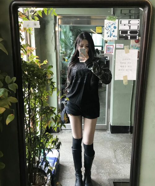 VENHIT(ベンヒット)の「アウトサイドクラブ カモ レグラン ロングスリーブ(Tシャツ/カットソー・レディース・ブラック/アイボリー・MEDIUM/LARGE/X-LARGE)」の4枚目の写真