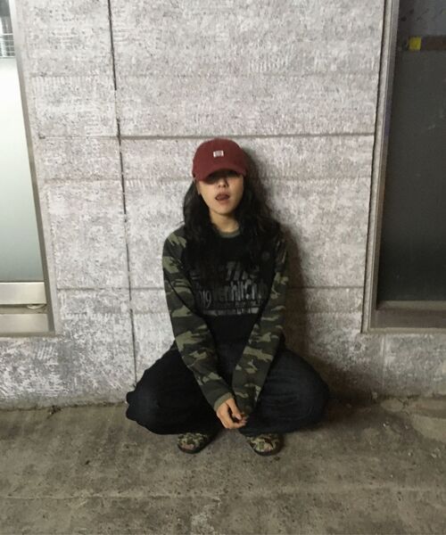 VENHIT(ベンヒット)の「アウトサイドクラブ カモ レグラン ロングスリーブ(Tシャツ/カットソー・レディース・ブラック/アイボリー・MEDIUM/LARGE/X-LARGE)」の16枚目の写真
