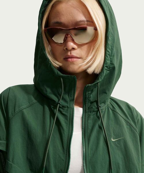 ナイキ スポーツウェア ウィメンズ オーバーサイズド ウィンドランナー