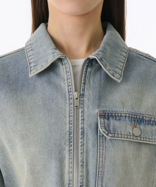 MUSINSA STANDARD WOMAN（ムシンサスタンダードウーマン）の「ウィメンズリラックスドクロップデニムブルゾンジャケット[イエロースカイブルー]（ブルゾン・レディース・その他・S/M/L）」の4枚目の写真