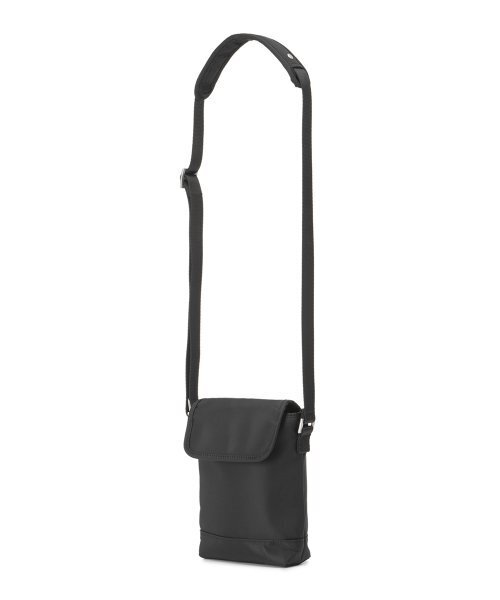 HYPHEN(ハイフン)の「FLAP MINI CROSS BAG (B001_BLACK)(メッセンジャーバッグ・メンズ・ブラック・FREE)」の1枚目の写真